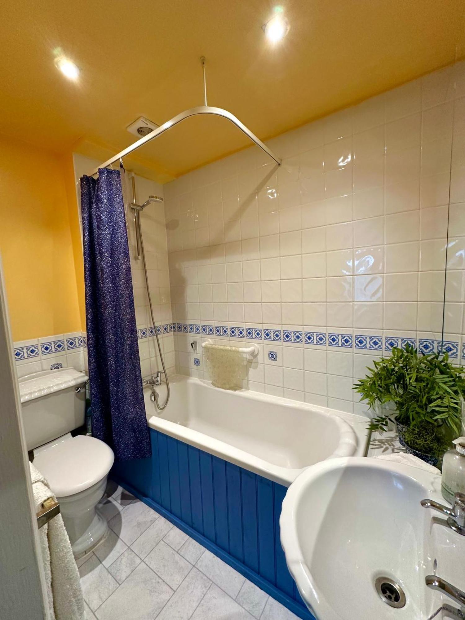 Pound Corner Apartment Годалминг Екстериор снимка